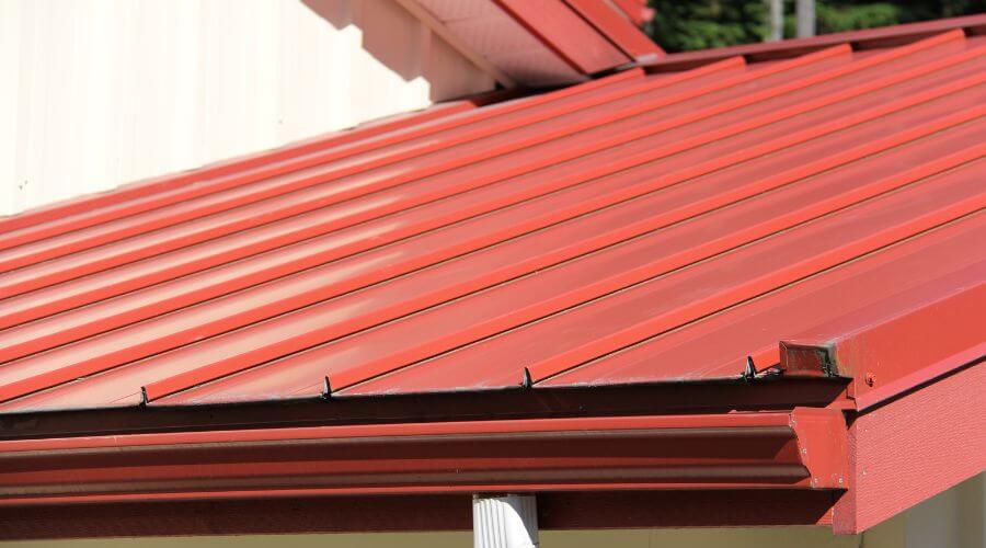 Professional gutter cleaning services in Triplett, MO